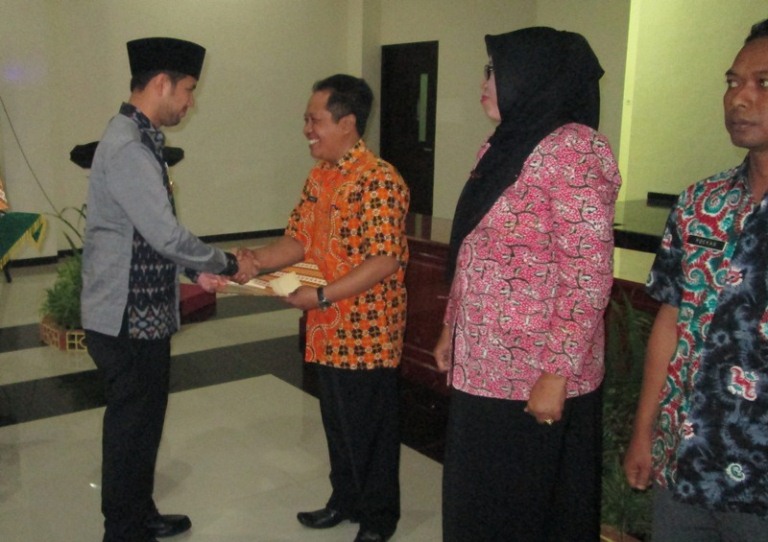 penyerahan-kp-oktober-2016